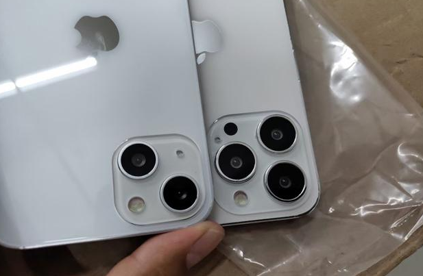 红山街道苹果手机维修分享iPhone 13‌机模长什么样 
